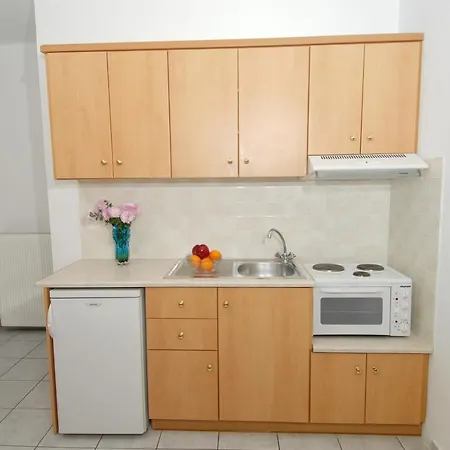 Alexis And Апартаменты *