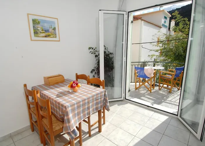 Διαμέρισμα Alexis And